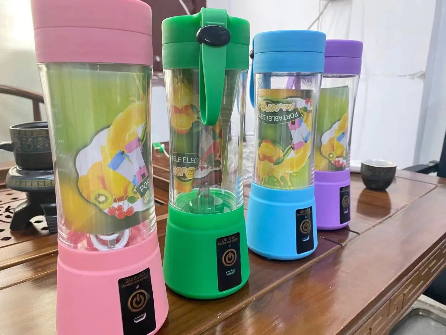 Portable USB Mini Blender β 6-Blade Juicer for Smoothies & Shakes